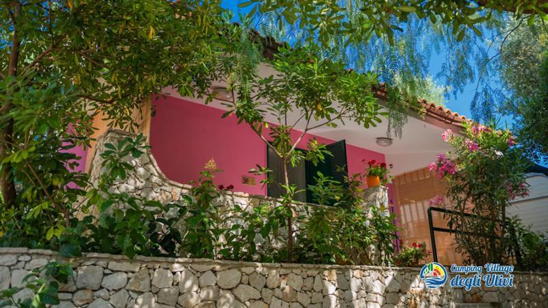 Camping Village Degli Ulivi Mattinata Exterior foto